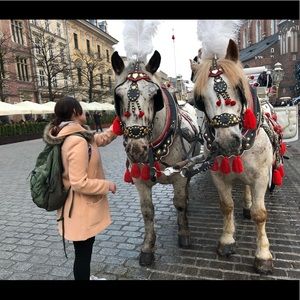 Meet your Posher, Siobhan